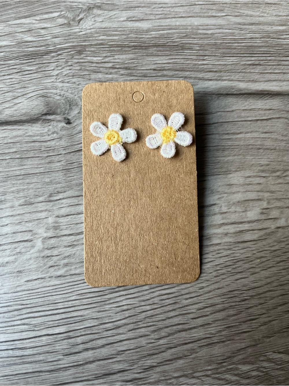 Embroidered Daisy Flower Stud Earrings